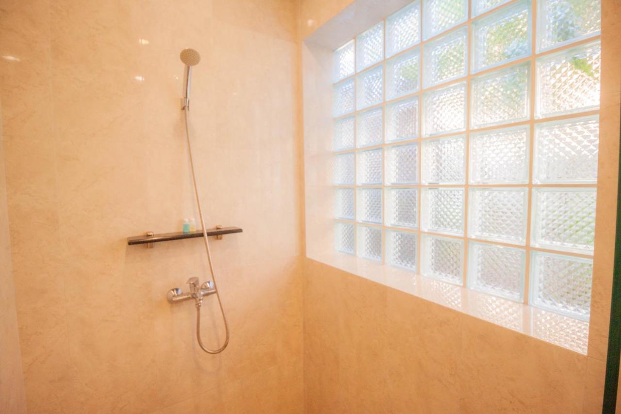 Luxury Pool Villa 4 Bedroom 900M Beach 1.5 Km Downtown 芭達亞 外观 照片